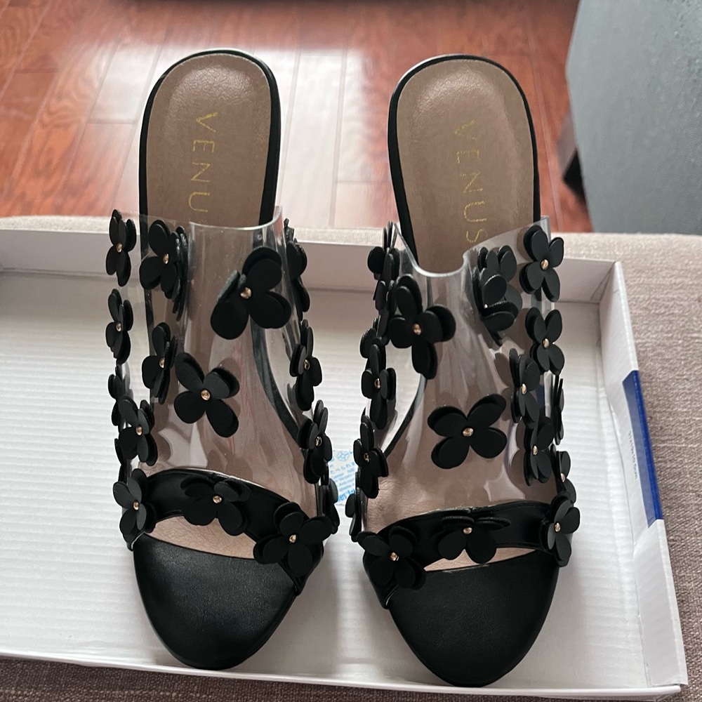 Venus Heels